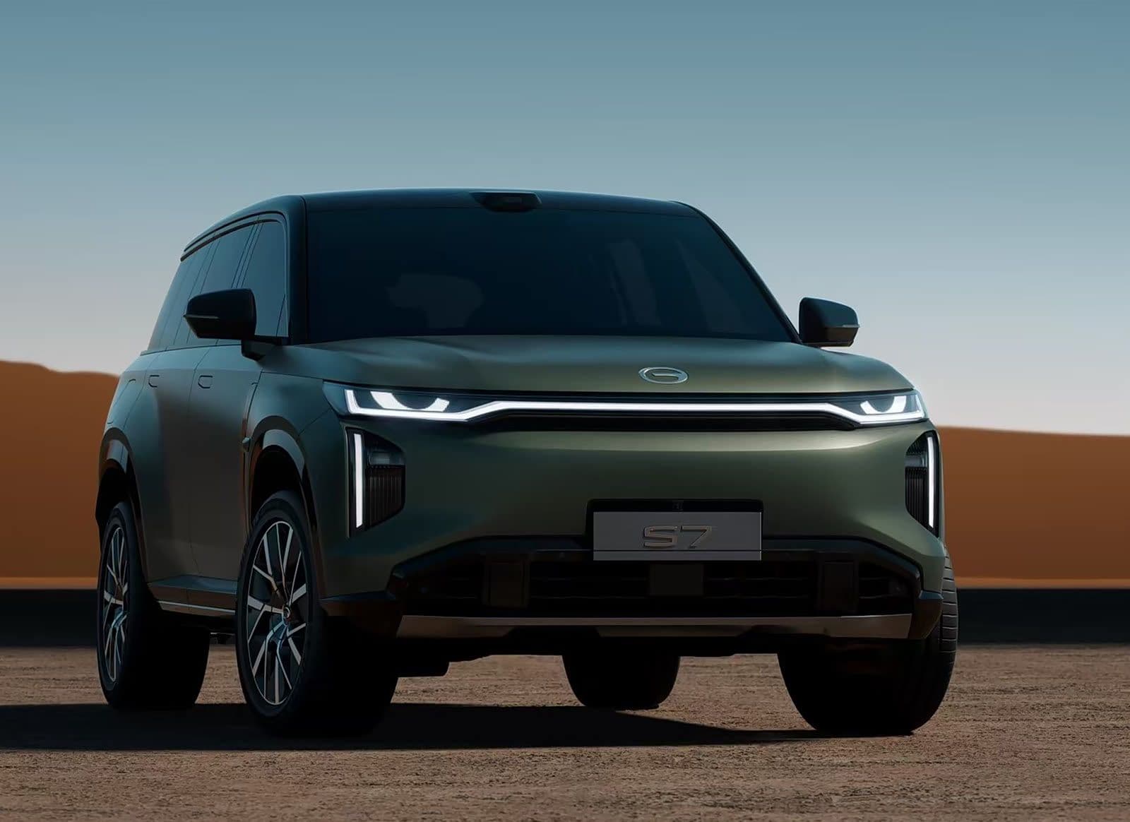 2025 GAC S7 — front three-quarter view in green, for export